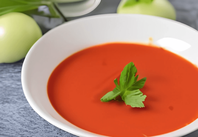 Cremige Tomatensuppe mit Kokosmilch Rezept | rezeptemeister.com